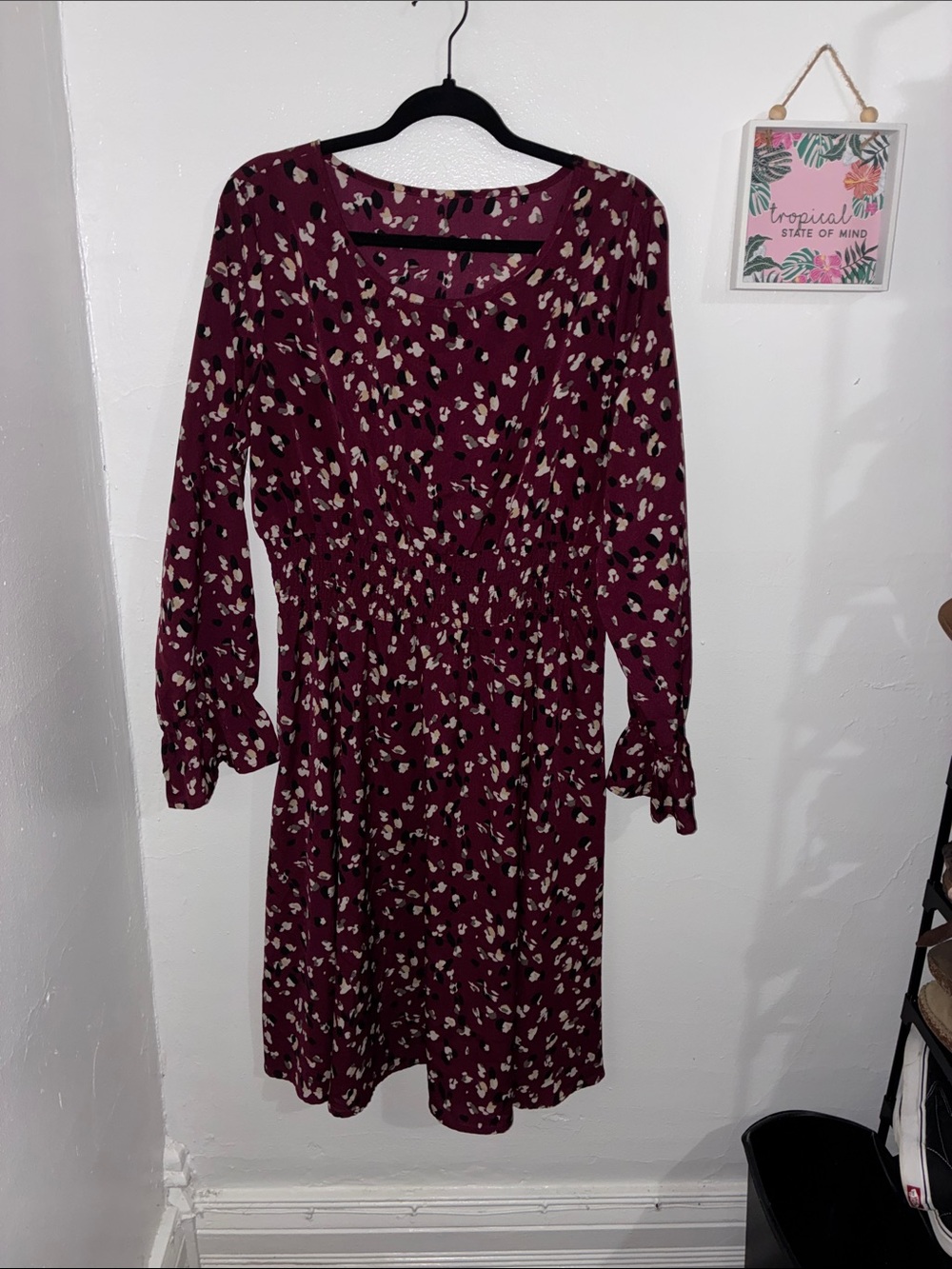 Women's Burgundy Floral Long-Sleeve Dress